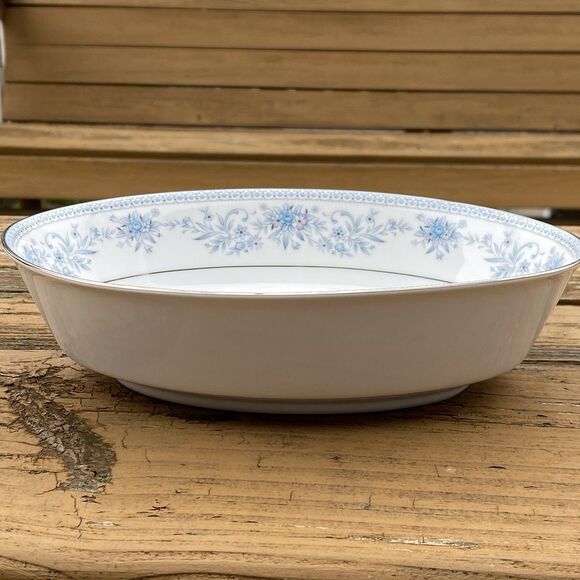 Noritake Contemporary Fine China Blue Hill Oval Vegetable Serving Bowl 2482 - Picture 1 of 8